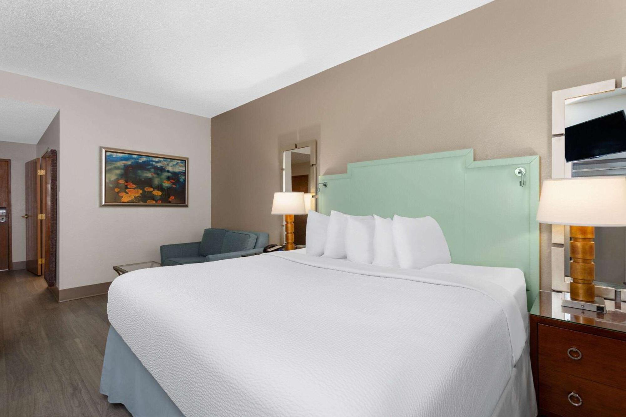 Baymont By Wyndham Orlando-International Dr-Universal Blvd Exterior foto